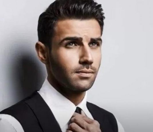 ΠΕΤΡΟΣ ΙΑΚΩΒΙΔΗΣ: Το δεύτερο προσωπικό του άλμπουμ «ΣΟΥ ΤΑ ‘ΔΩΣΑ ΟΛΑ» κυκλοφoρεί στα δισκοπωλεία