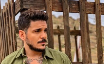 O STAN ΑΝΤΙΠΑΡΙΩΤΗΣ ΜΑΣ ΠΑΡΟΥΣΙΑΖΕΙ ΤΟ ΝΕΟ ΤΟΥ ΚΑΛΟΚΑΙΡΙΝΟ VIDEO CLIP!!